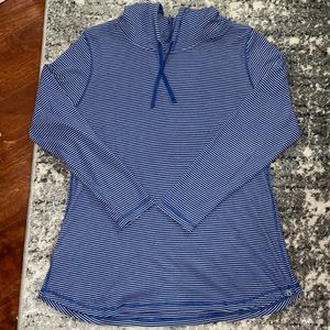 Eddie Bauer - Long sleeve, light weight top